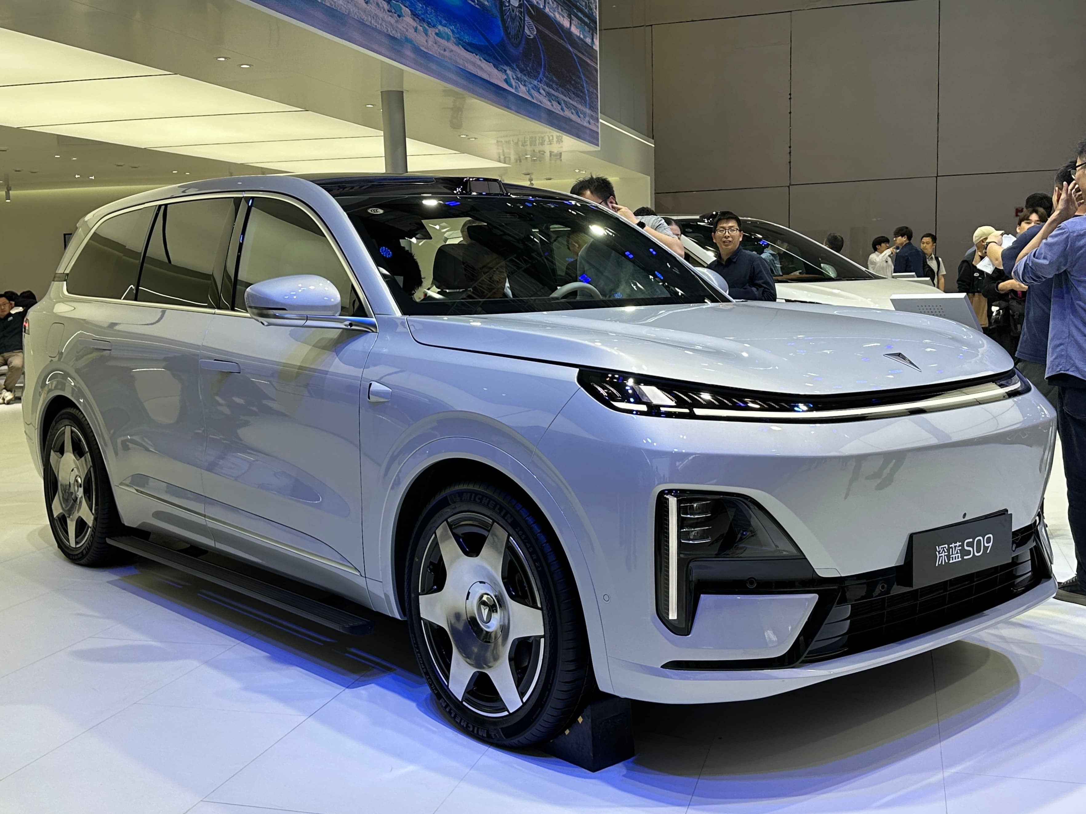 Changan Deepal S09