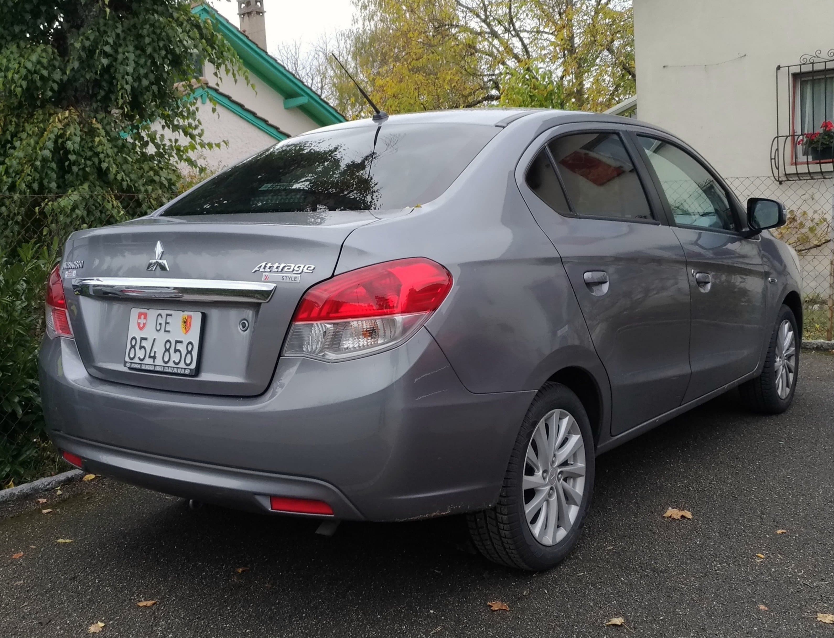 Mitsubishi Attrage