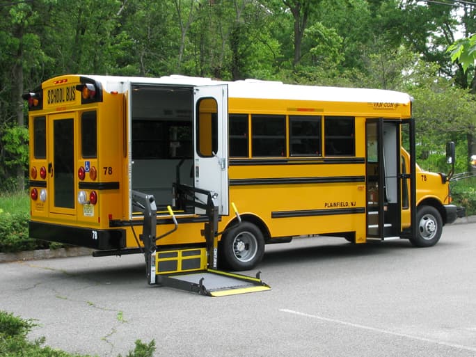Van-Con Wheelchair Lift Bus