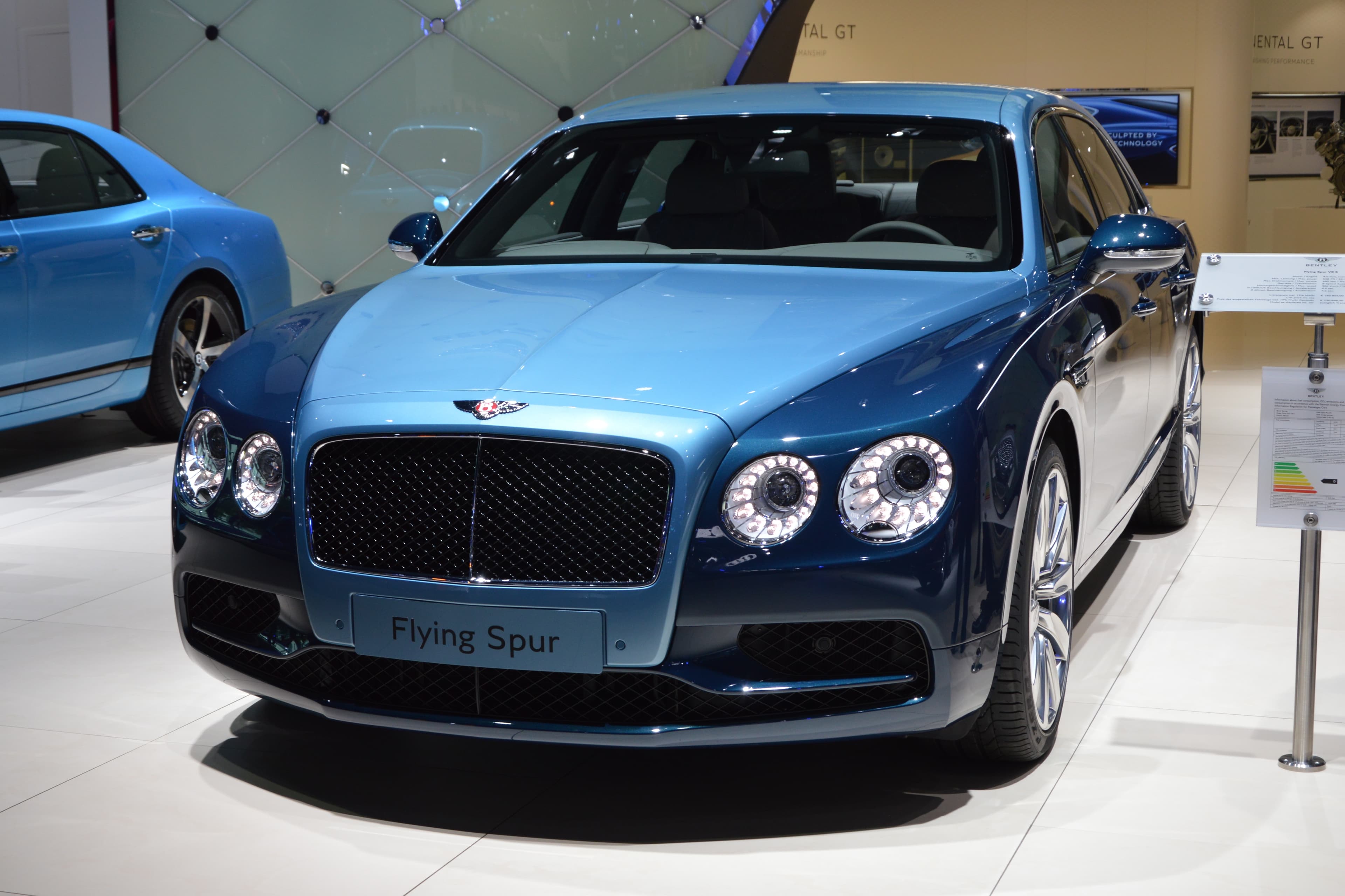 Bentley Flying Spur V8 S
