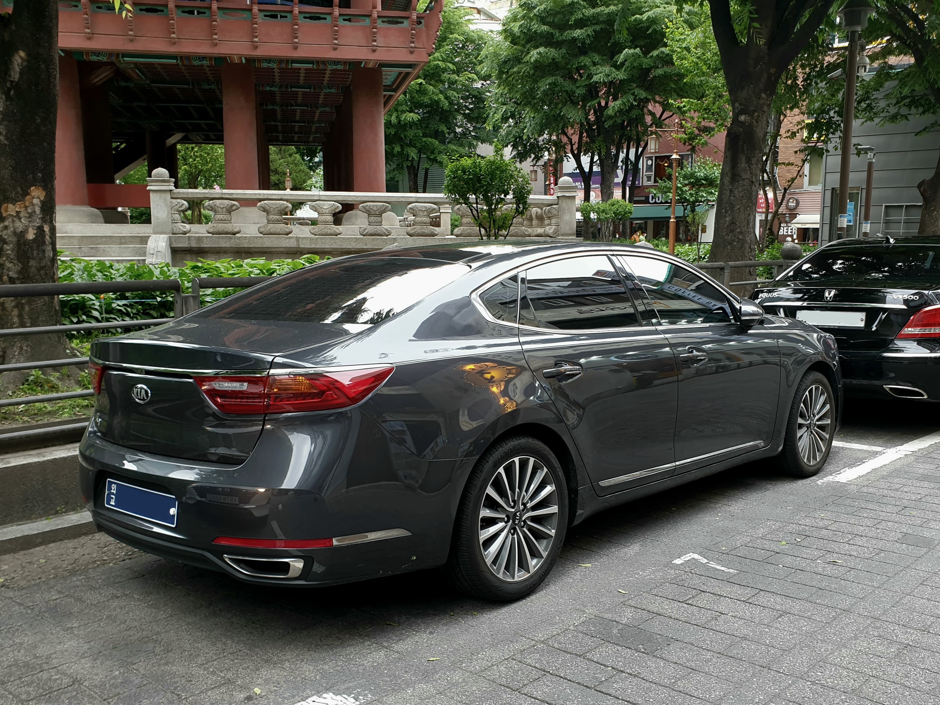 Kia Cadenza