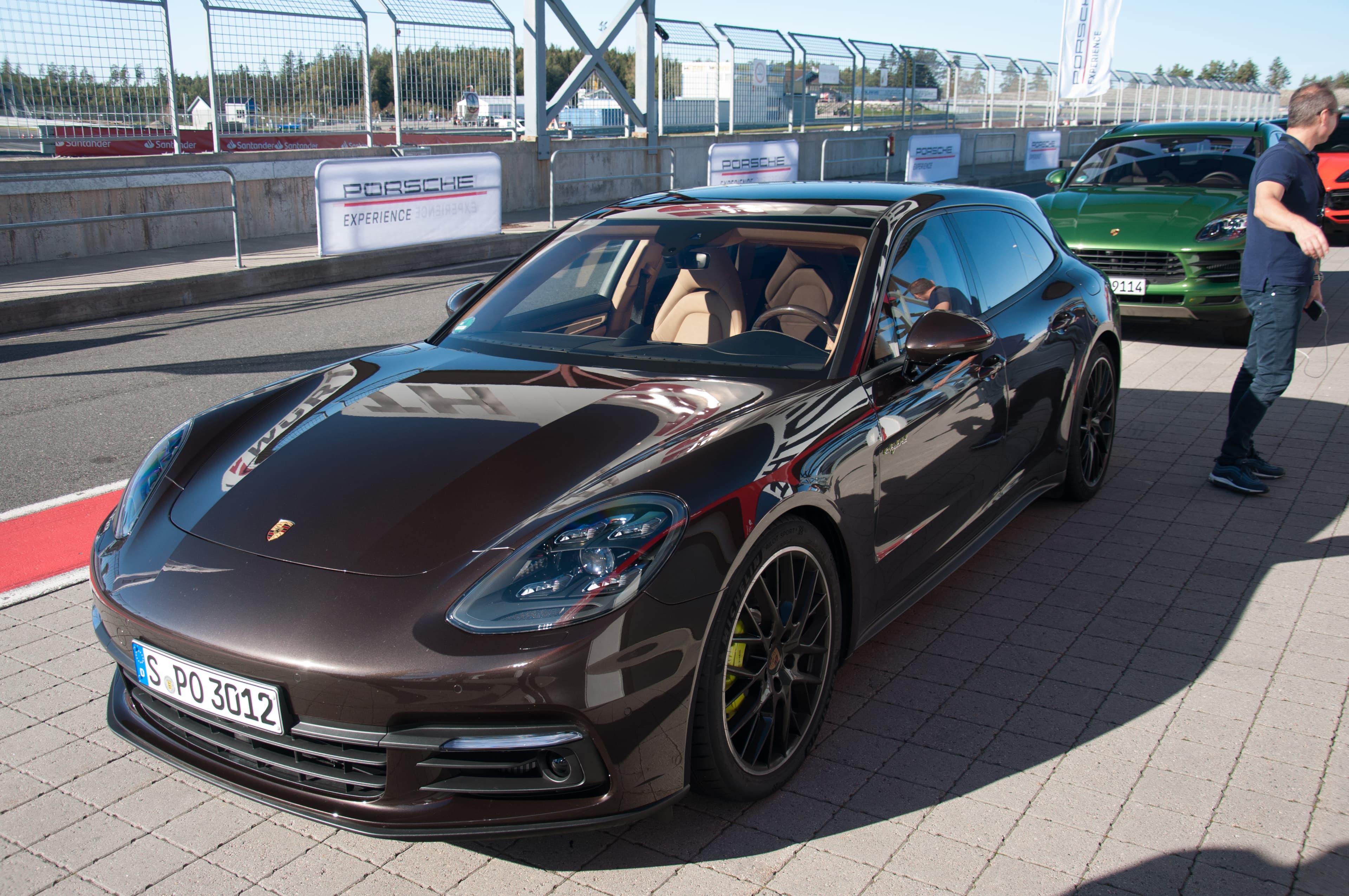 Porsche Panamera 4S E-Hybrid Sport Turismo