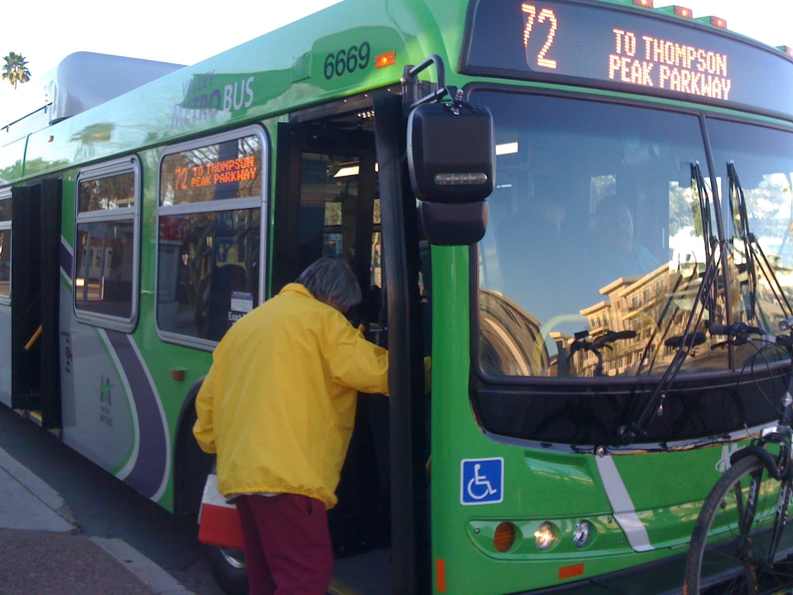 New Flyer L40Lfr