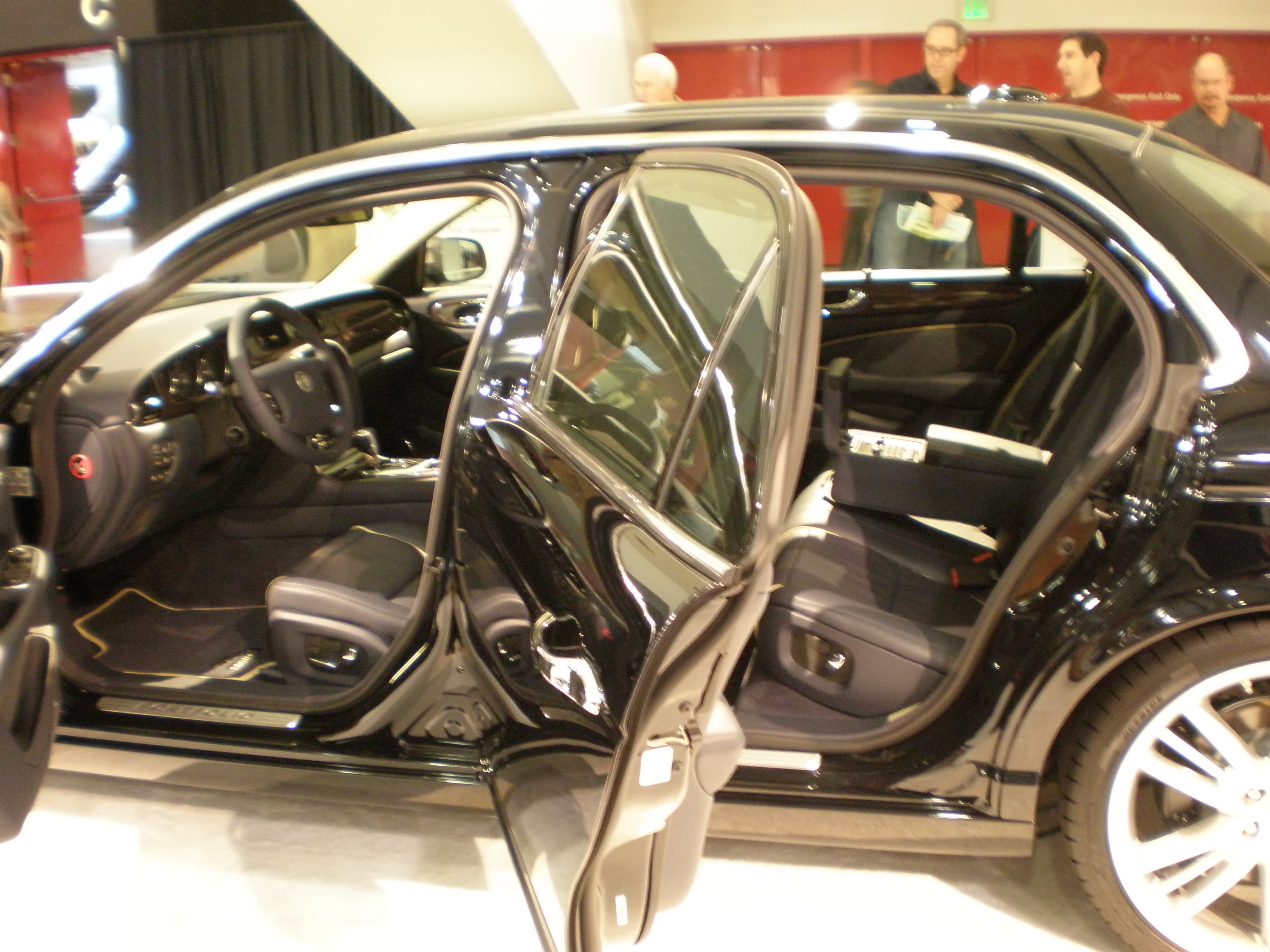 Daimler X350