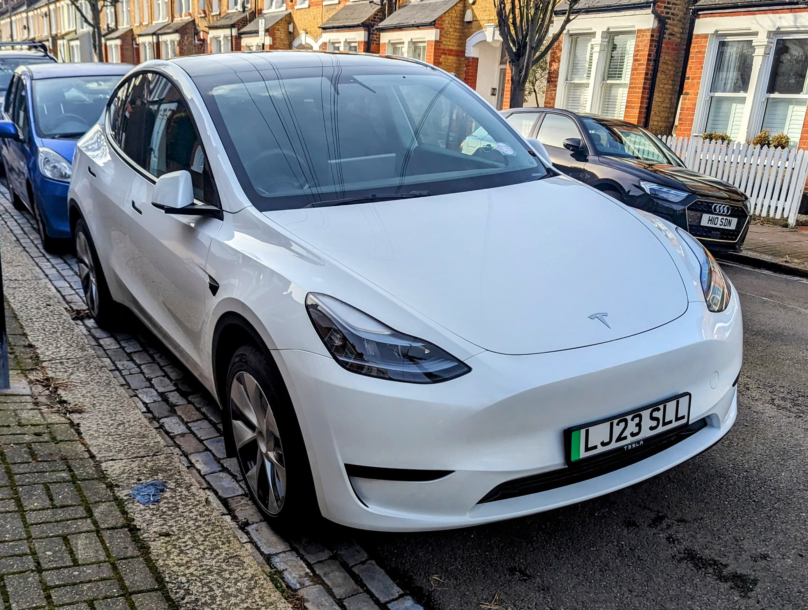 Tesla Model Y Rwd
