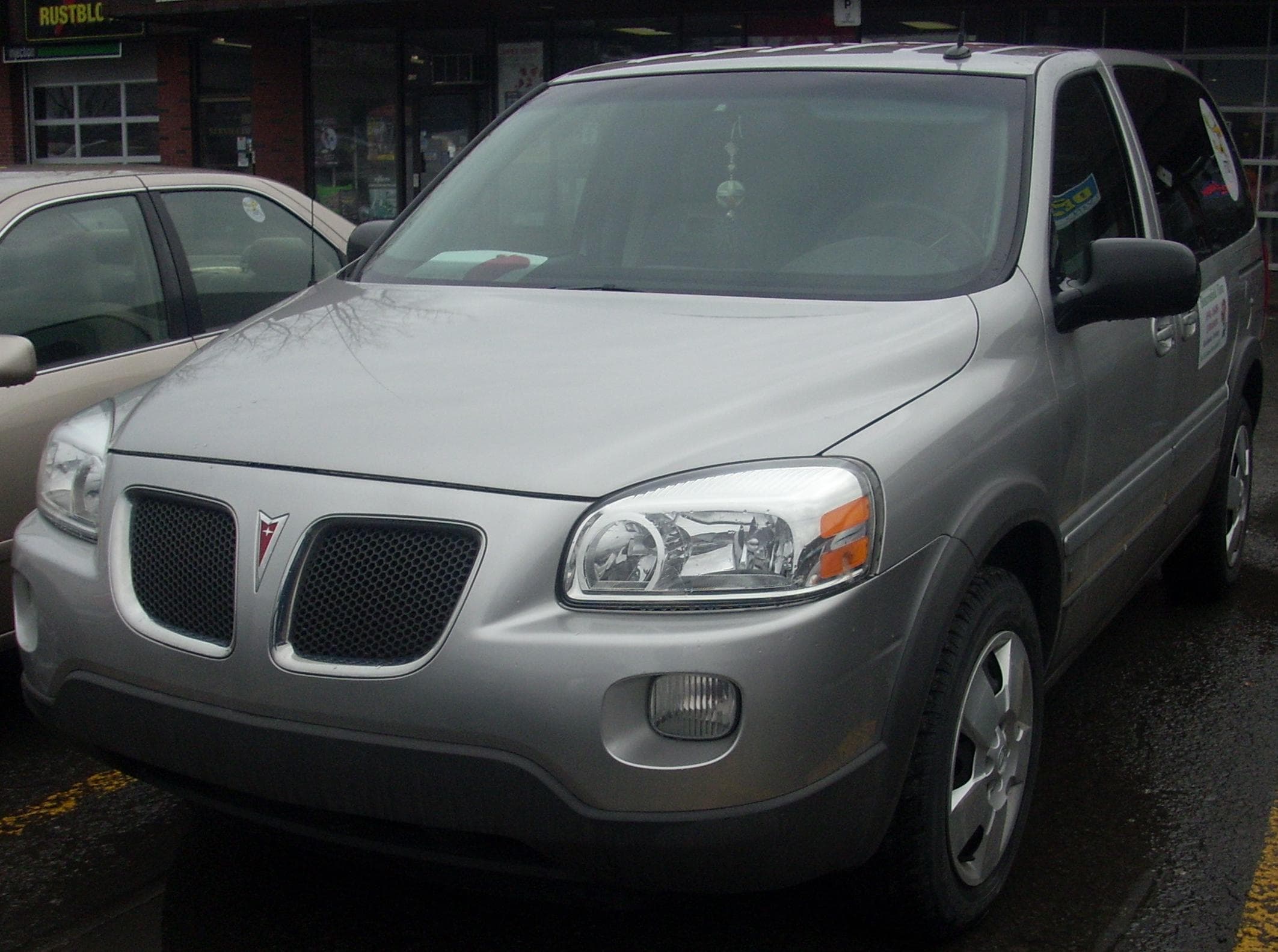 Pontiac Montana Sv6
