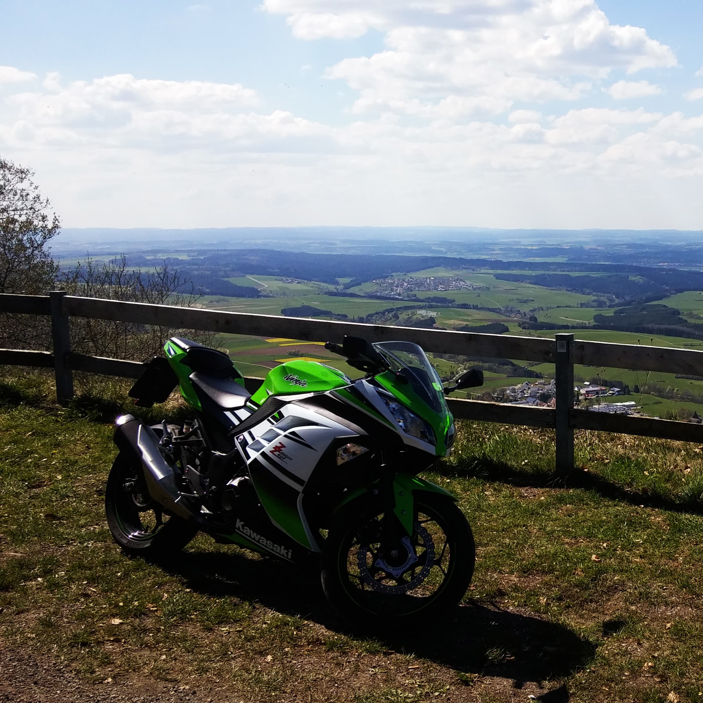 Kawasaki Motocicleta-Kawasaki-Ex300