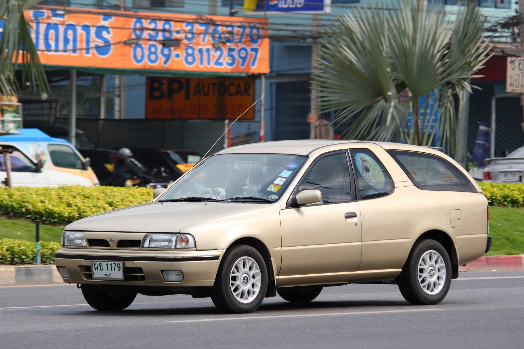 Nissan Nv