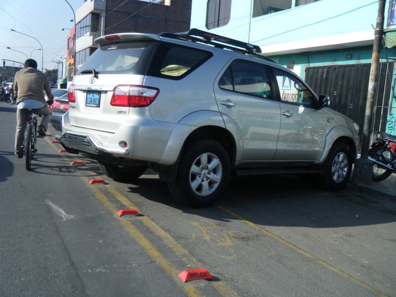 Toyota Camioneta-Toyota-Fortuner