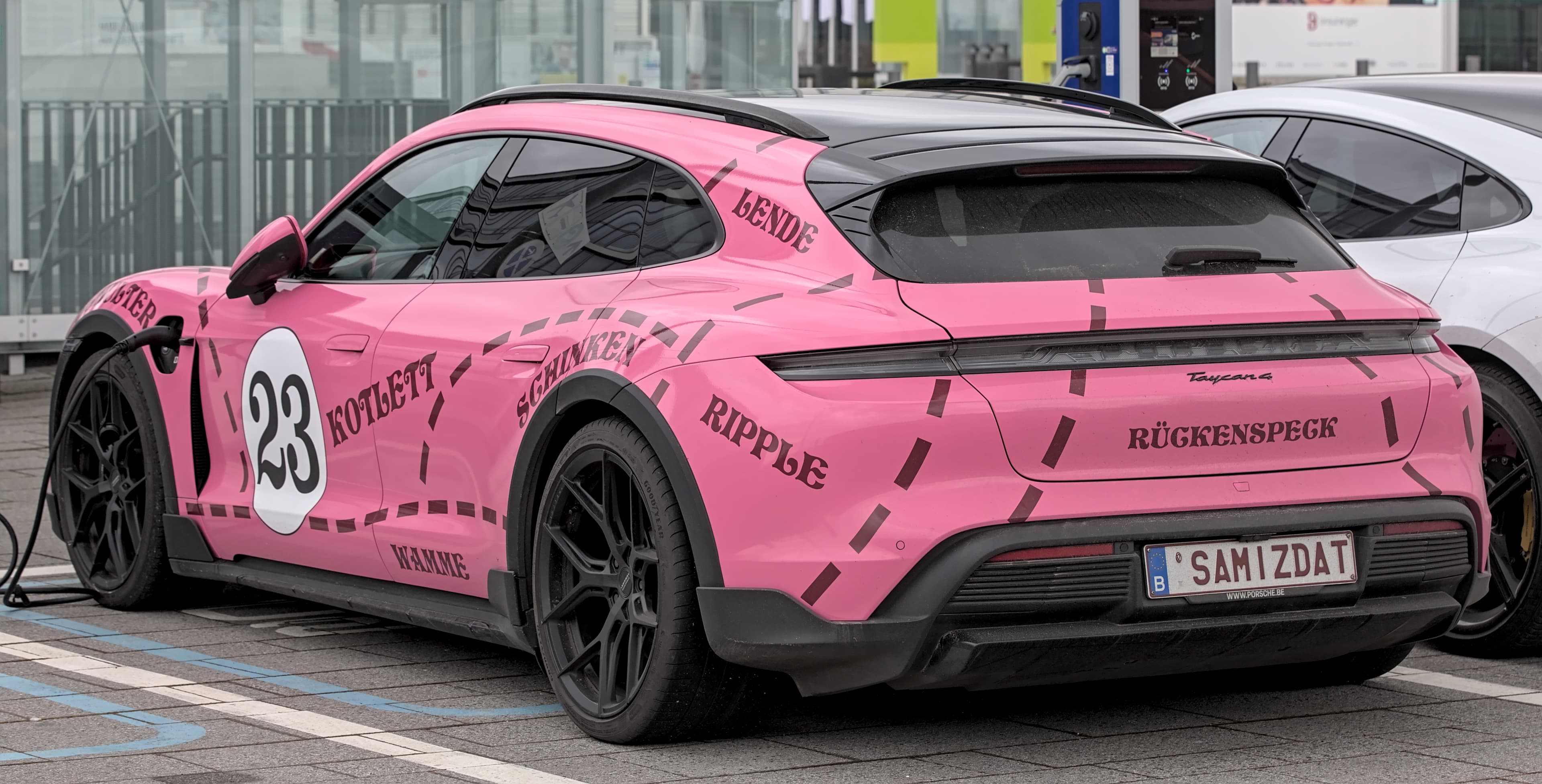 Porsche Taycan Cross Turismo