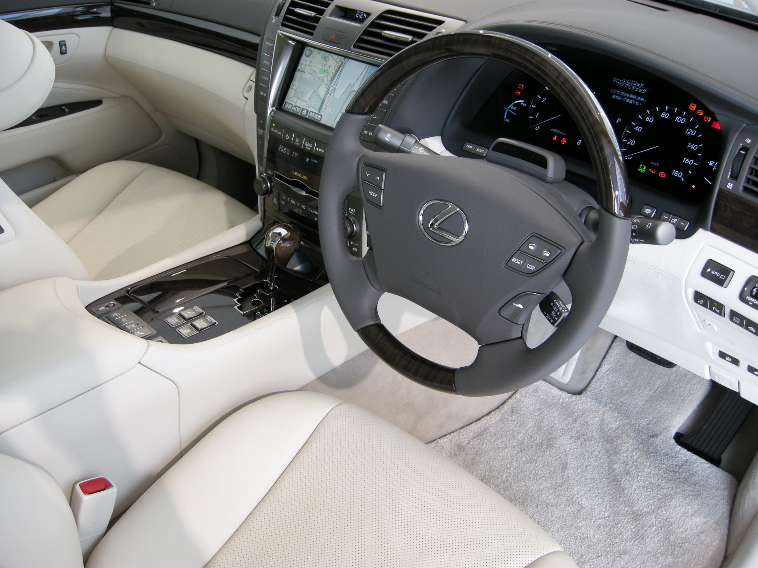 Lexus Ls600Hl
