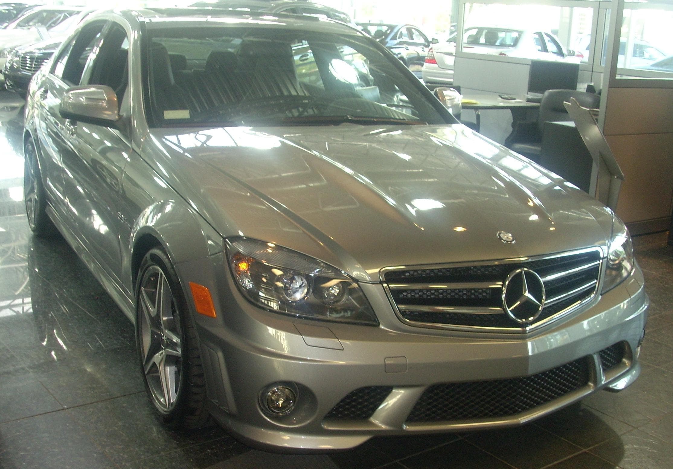 Mercedes-Benz C63 Amg