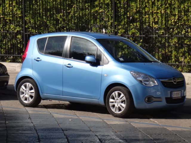 Opel Agila