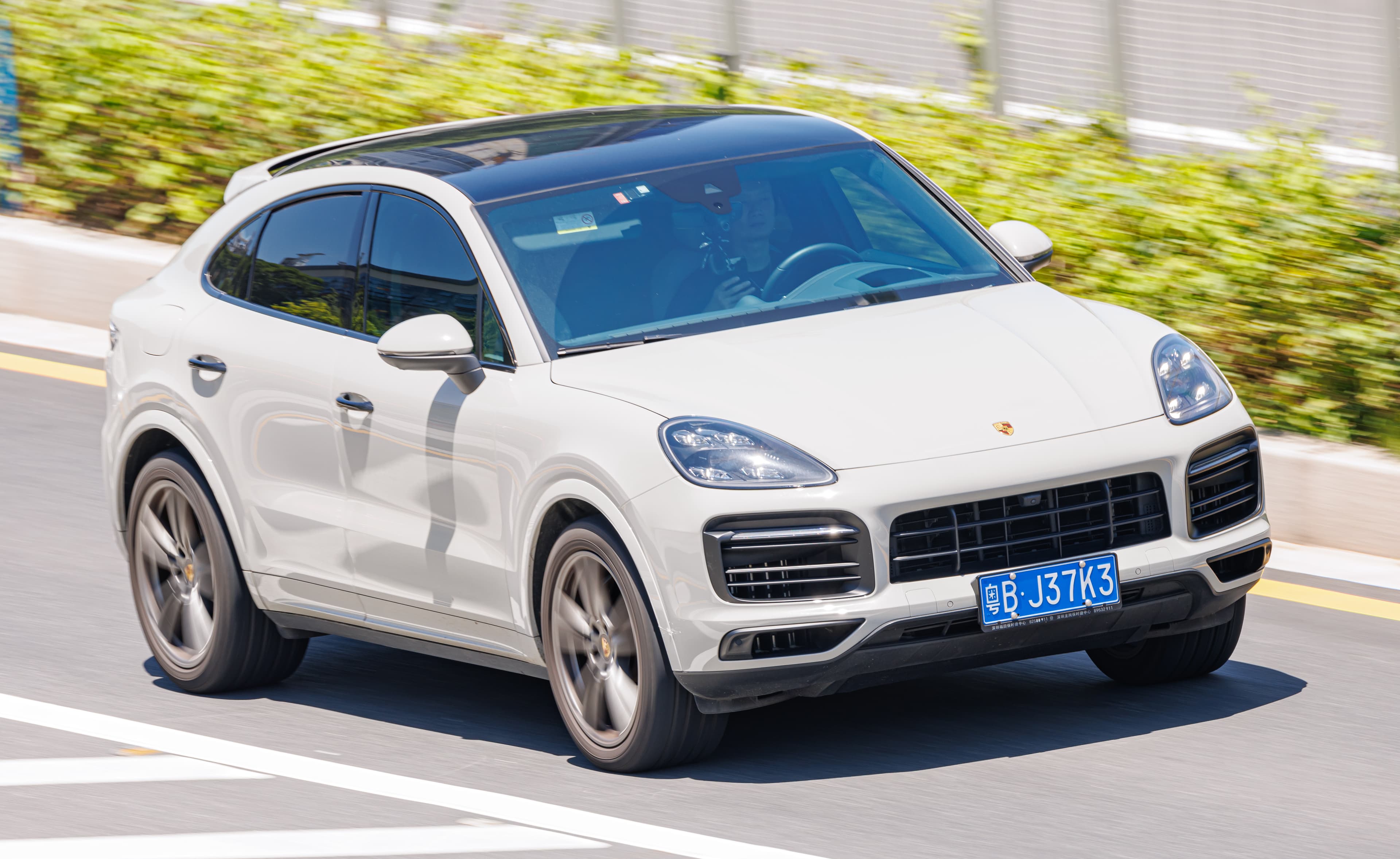 Porsche Cayenne Coupe