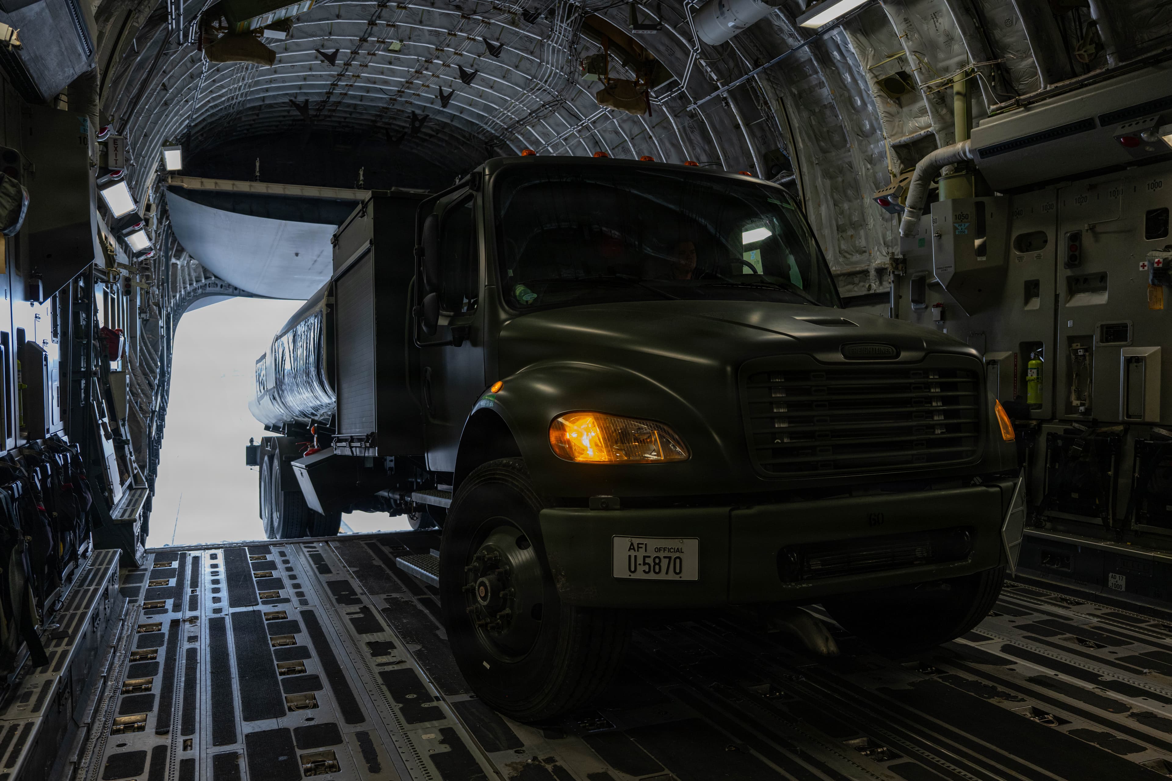 Freightliner Business Class M2