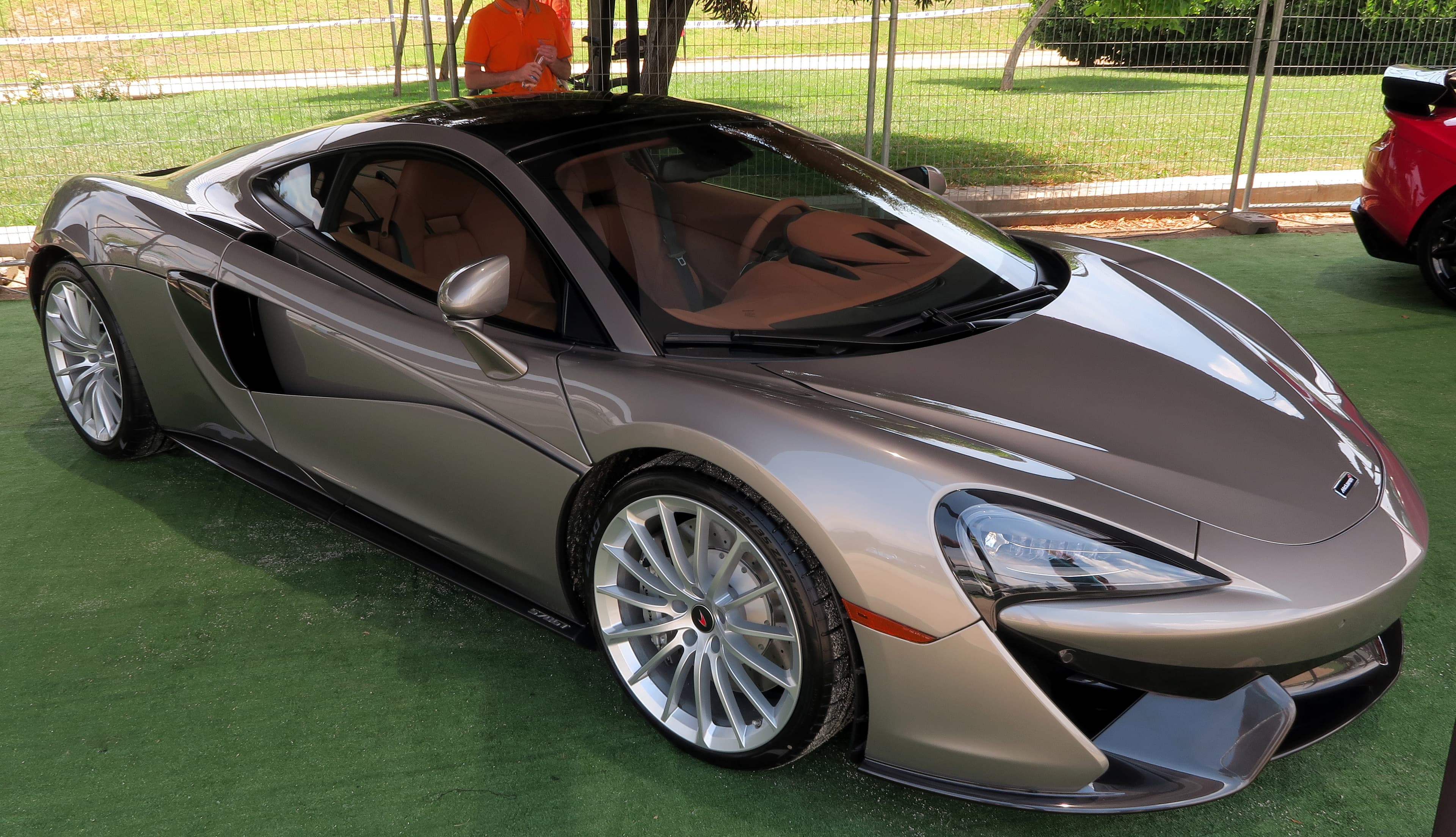 Mclaren 570