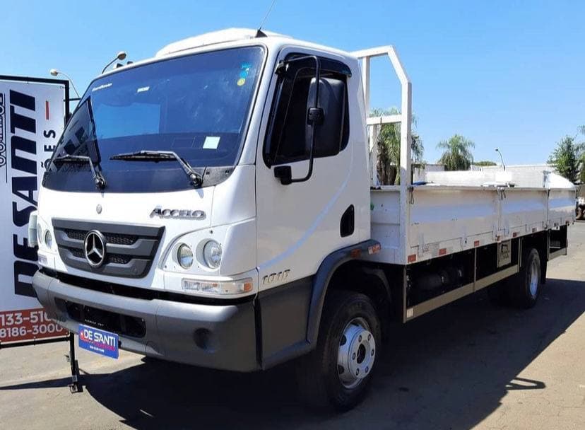 Mercedes-Benz Accelo