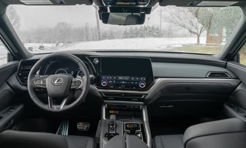 Lexus Tx