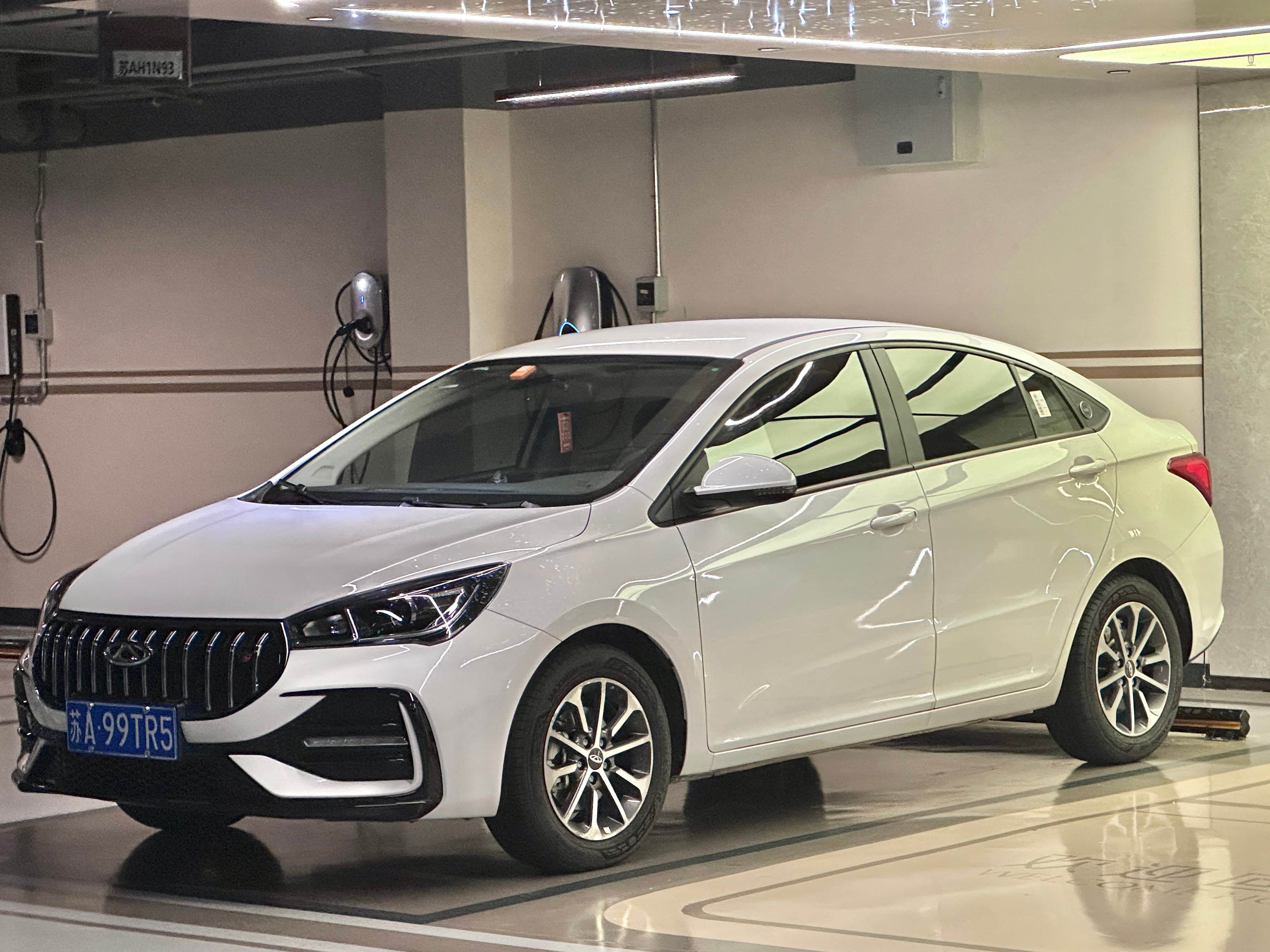 Chery Arrizo 5