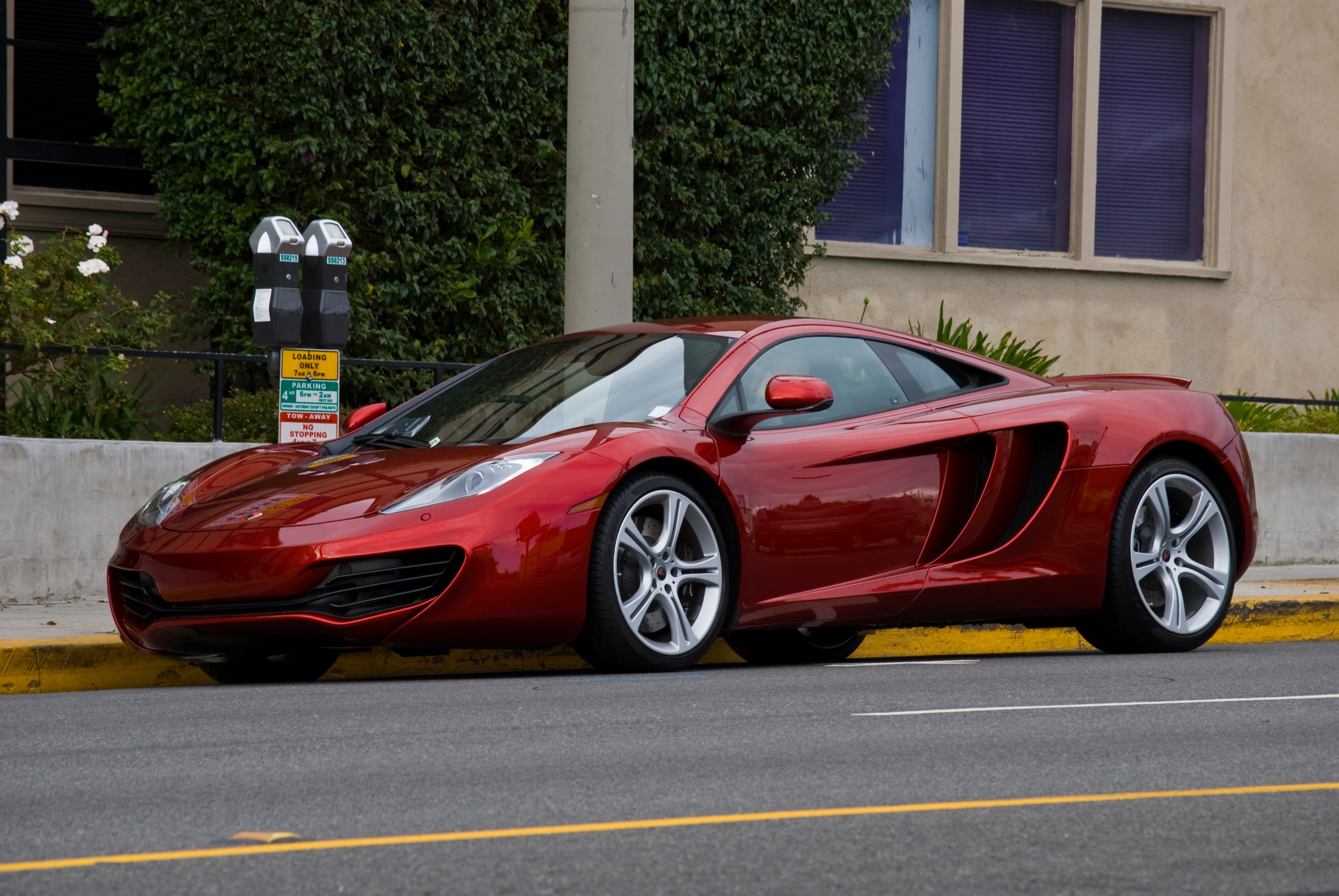 Mclaren Mp4-12C
