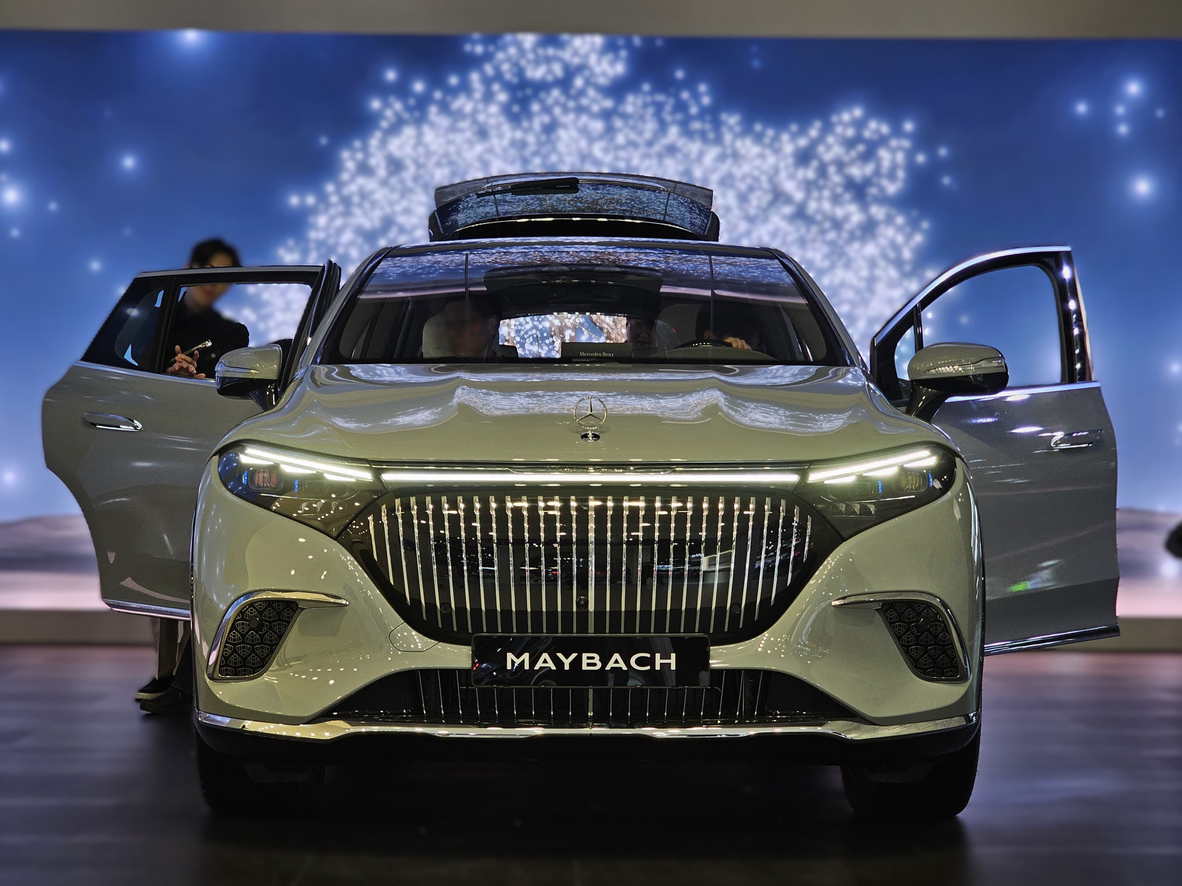 Mercedes-Benz Eqs