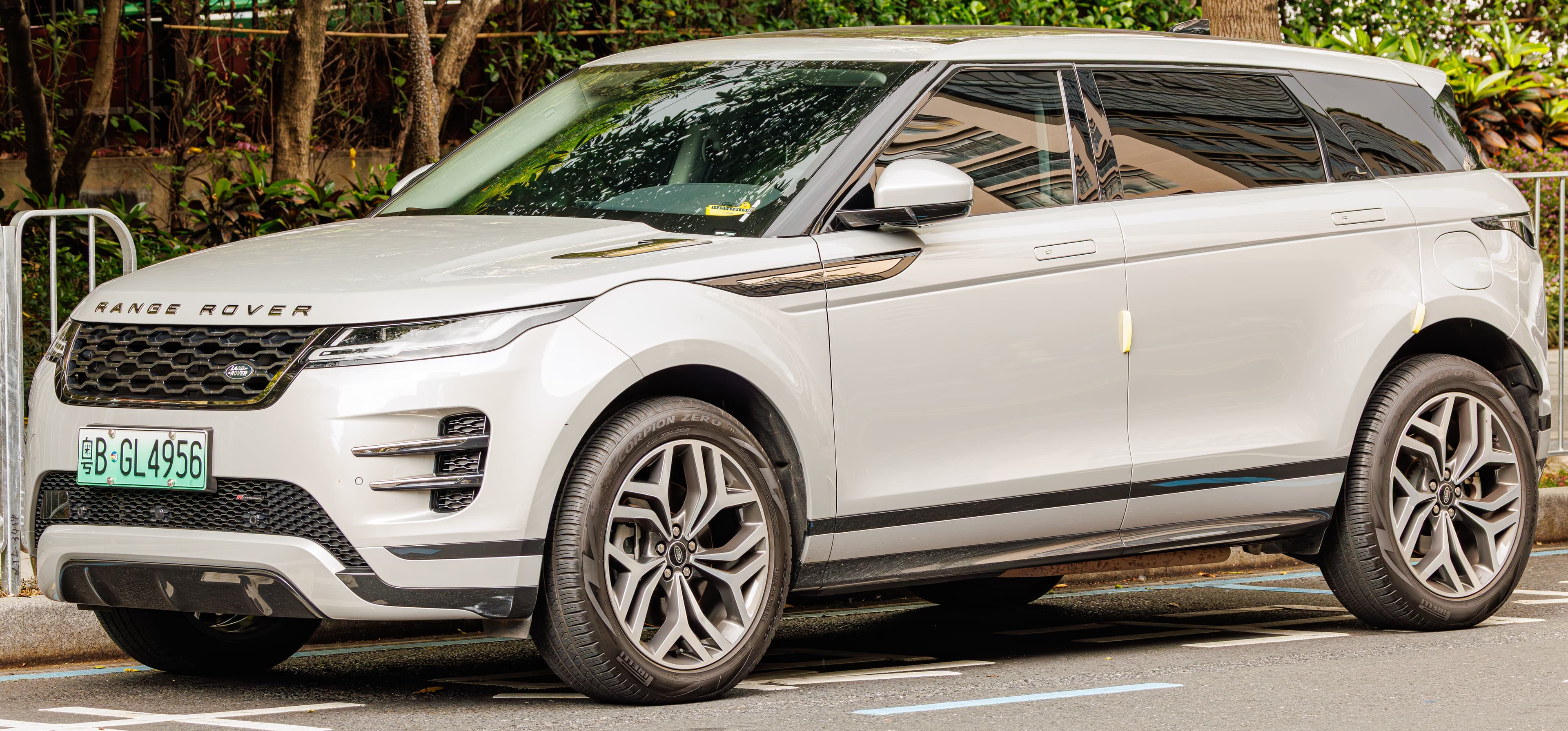 Land-Rover Range Rover Lwb