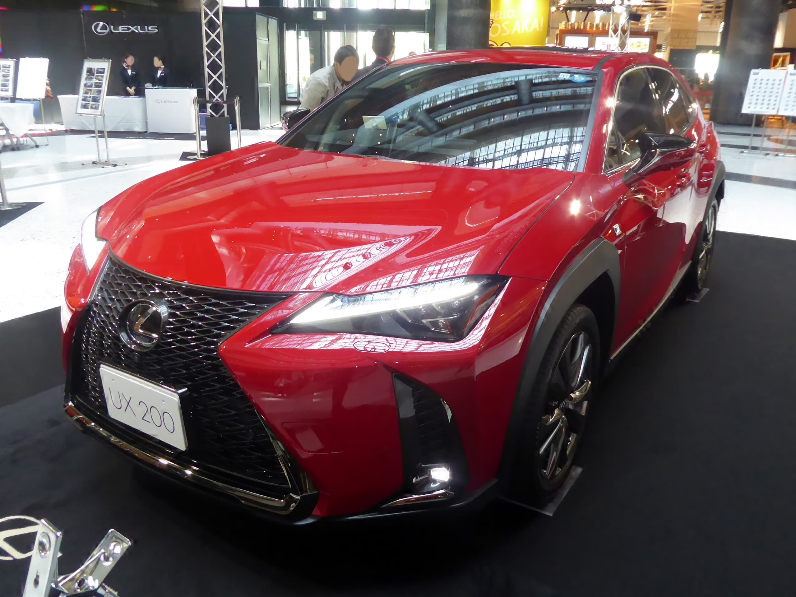 Lexus Ux200
