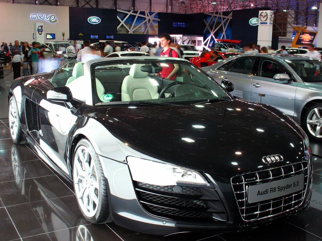 Audi Automovil-Audi-R8-Spyder