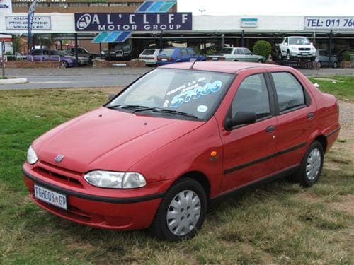 Fiat Automovil-Fiat-Grand-Siena